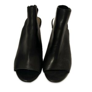 Nine West NWOT Black Open-Toe Women's Heels Size 9